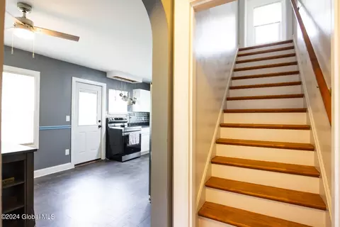 Entry Way - 115 Boshart Rd, Fonda, NY 12068 photo 2 of 2
