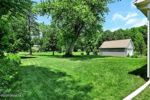 Exterior - 185 Rockefeller Rd, Delmar, NY 12054 photo 4 of 7