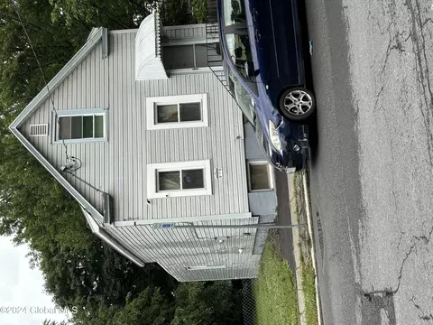 513 3rd St, Albany, NY 12206