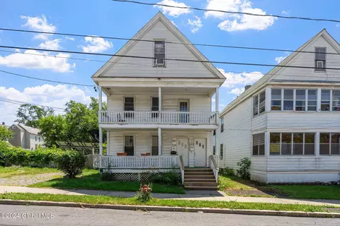 526 Clarendon St, Schenectady, NY 12308