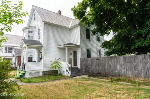 2003 Fairview Ave, Schenectady, NY 12306 photo 2