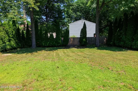 45 Beacon Rd, Glenmont, NY 12077 photo 24