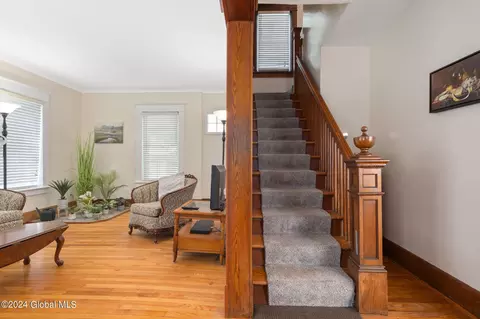 Entry Way - 1587 Bradley St, Schenectady, NY 12304 photo 2 of 4