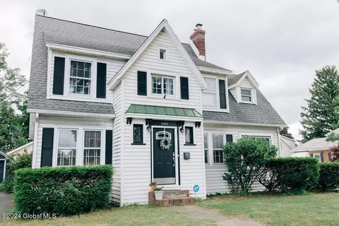 989 Washington Ave, Albany, NY 12206
