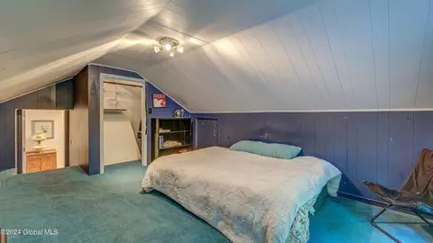 Bedroom - 141 Morrow Rd, Amsterdam, NY 12010 photo 9 of 9