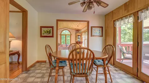 Dining - 141 Morrow Rd, Amsterdam, NY 12010 photo 1 of 6