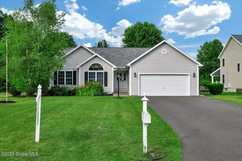 2 Bramblewood, Clifton Park, NY 12065