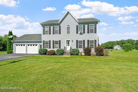 161 Steers Rd, Amsterdam, NY 12010
