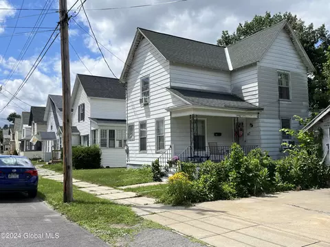 47 Fifth Ave, Gloversville, NY 12078