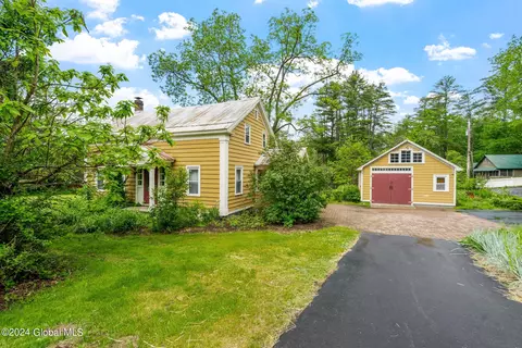 732 S Main St, Northville, NY 12134