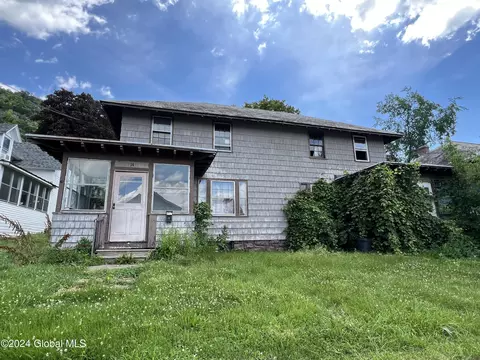 14-16 Potter St, Whitehall, NY 12887