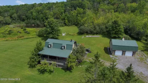 746 W Richmondville Rd, Cobleskill, NY 12043