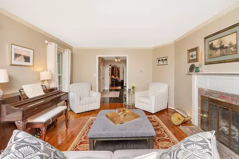 22 Ruxton Rd, Delmar, NY 12054 photo 8