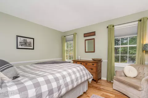 22 Ruxton Rd, Delmar, NY 12054 photo 32