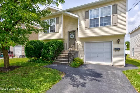 2319 5th Ave, Watervliet, NY 12189