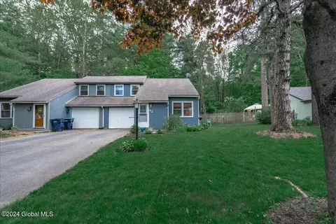 42 Pepper Bush Pl, Malta, NY 12020