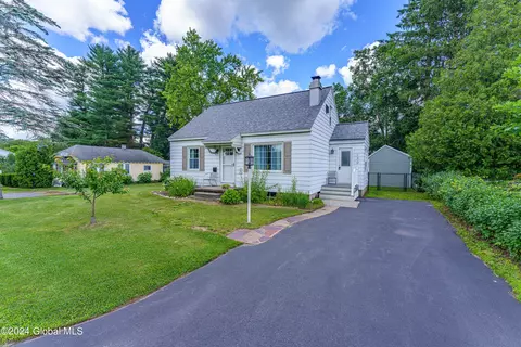 130 Stinson Ave, Fonda, NY 12068