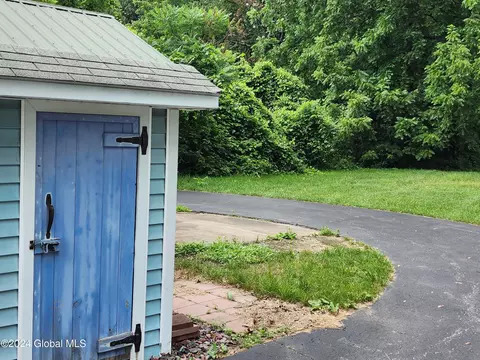 2805 Consaul Rd, Schenectady, NY 12304 photo 19