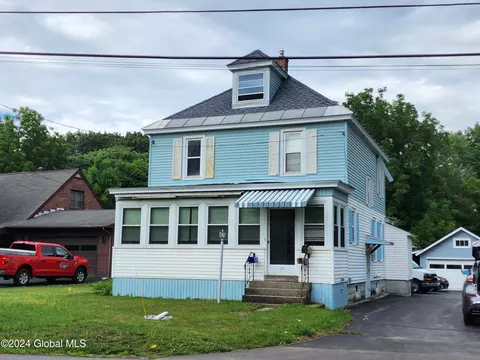 2805 Consaul Rd, Schenectady, NY 12304 photo 2