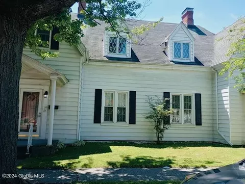22 Garner St, Cohoes, NY 12047