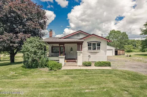 363 State Highway 162, Sprakers, NY 12166