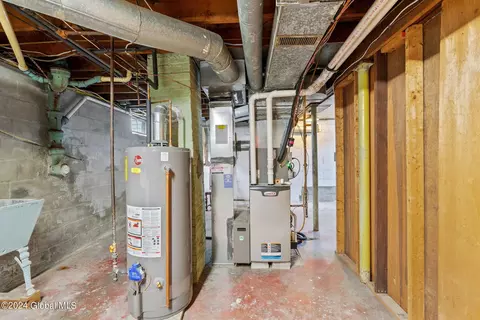 Other - 1043 Peter Rd, Schenectady, NY 12303 photo 13 of 15