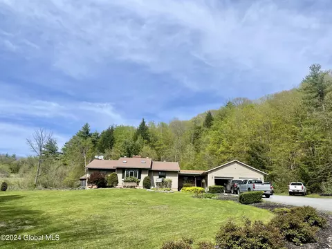 76 Winters Rd, Whitehall, NY 12887