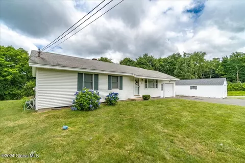 43 Bleakley Ave, Troy, NY 12182 photo 12