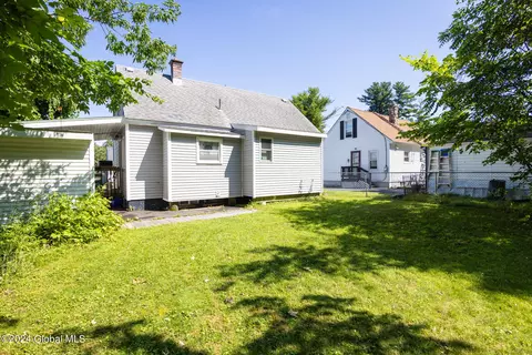 44 Fox Ave, Schenectady, NY 12304 photo 33