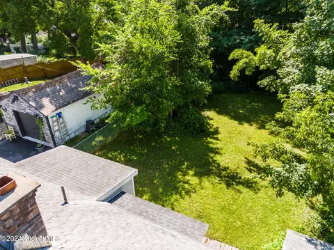 44 Fox Ave, Schenectady, NY 12304 photo 31