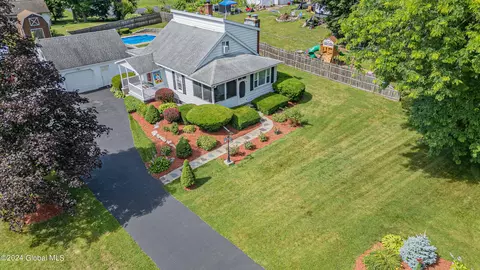 2031 Delaware Tpke, Clarksville, NY 12041