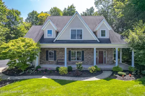 6256 Empire Ave, Schenectady, NY 12306