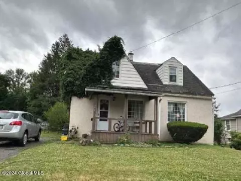 744 Grant St, Johnson City, NY 13790