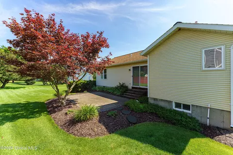 401 Deer Path, Schenectady, NY 12306 photo 47