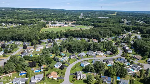 401 Deer Path, Schenectady, NY 12306 photo 43