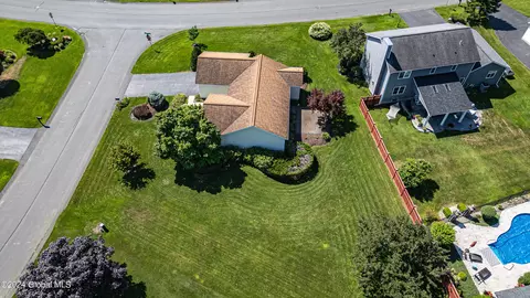 401 Deer Path, Schenectady, NY 12306 photo 40