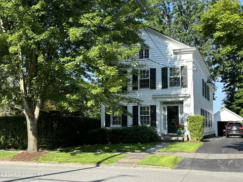 113 S William St, Johnstown, NY 12095