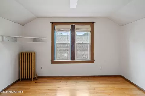 Bedroom - 1119 Keyes Ave, Schenectady, NY 12309 photo 7 of 9