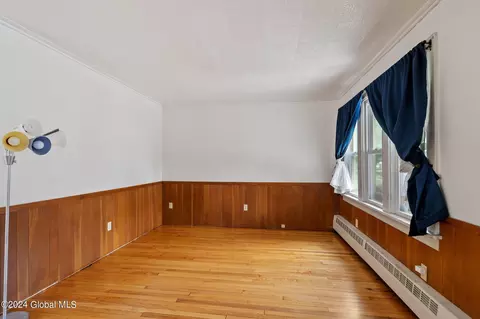 Living - 1119 Keyes Ave, Schenectady, NY 12309 photo 4 of 6
