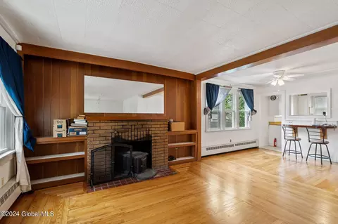 Living - 1119 Keyes Ave, Schenectady, NY 12309 photo 3 of 6