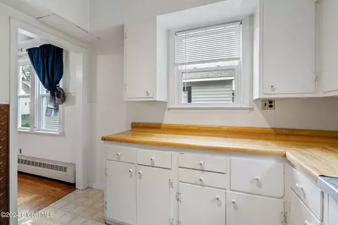 Kitchen - 1119 Keyes Ave, Schenectady, NY 12309 photo 2 of 3