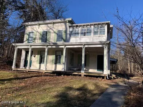 100 Domanico Way, Altamont, NY 12009