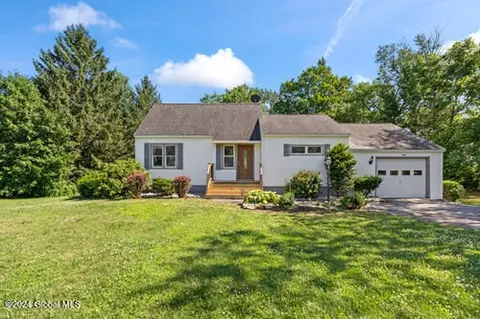 140 Boshart Rd, Fonda, NY 12068