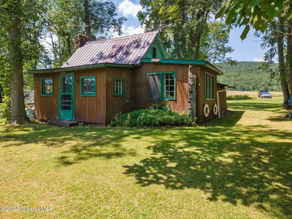 Exterior - 88 Babcock Rd, Clemons, NY 12819 photo 5 of 16