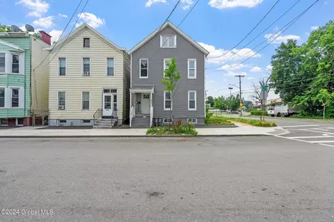 862 3rd St, Albany, NY 12206