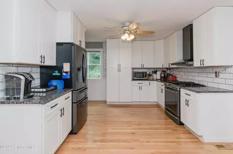 Kitchen - 57 Guideboard Rd, Waterford, NY 12188 photo 2 of 3