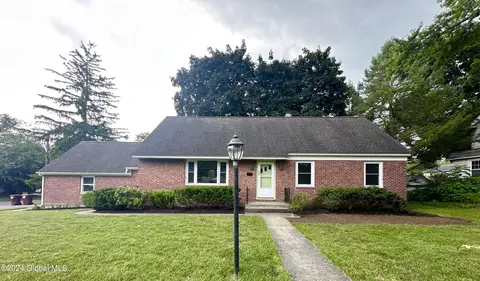 532 Kenwood Ave, Delmar, NY 12054