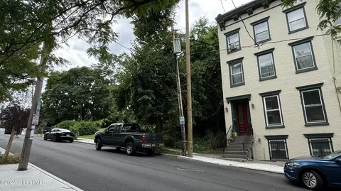 59 Philip St, Albany, NY 12202