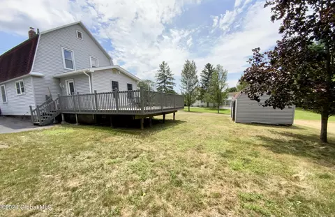 Exterior - 3732 Albany St, Schenectady, NY 12304 photo 7 of 11