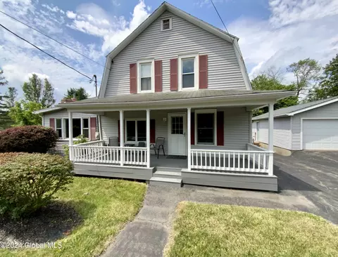 Exterior - 3732 Albany St, Schenectady, NY 12304 photo 2 of 11